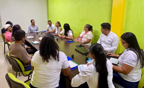 Aguas de Albania fortalece acciones en territorio junto a líderes sociales